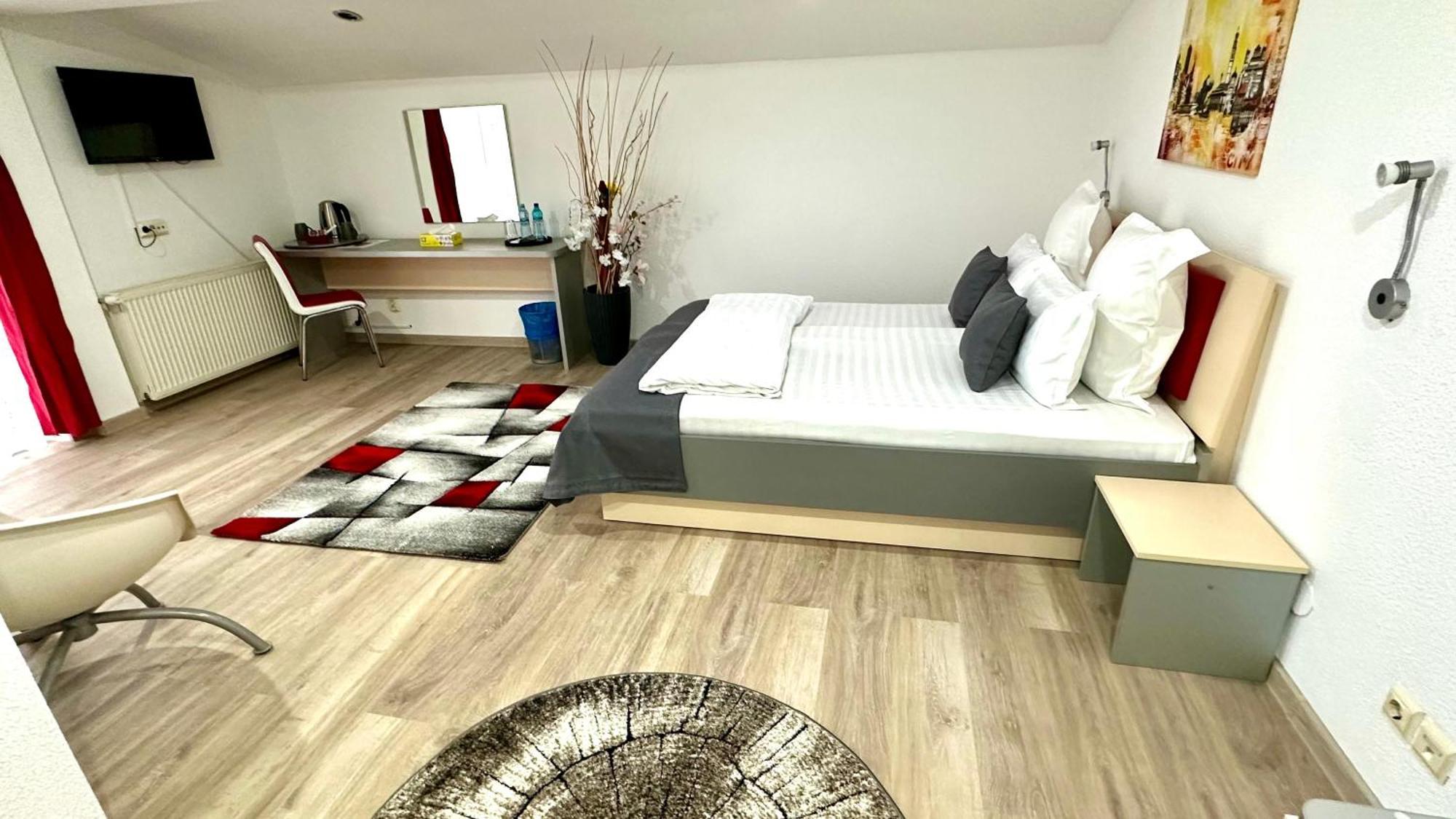 Casa Augsburg Hotel Banesti Ngoại thất bức ảnh