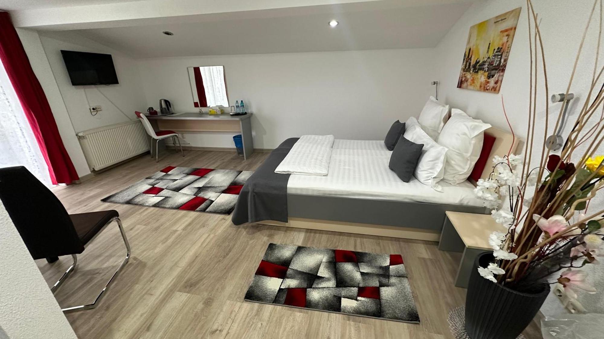 Casa Augsburg Hotel Banesti Ngoại thất bức ảnh
